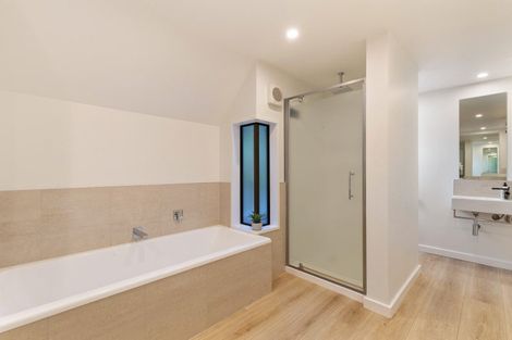 Photo of property in 17 The Terrace, Queenstown, 9300