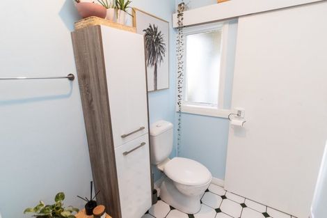 Photo of property in 15 Angus Avenue, Berhampore, Wellington, 6023