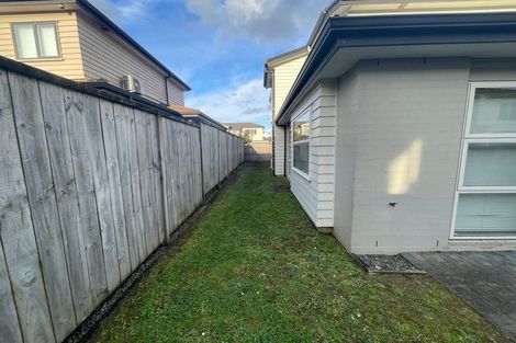 Photo of property in 3 Lorenzo Way, Flat Bush, Auckland, 2016