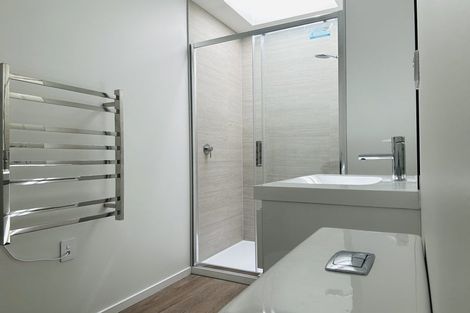 Photo of property in 144 Apu Crescent, Lyall Bay, Wellington, 6022