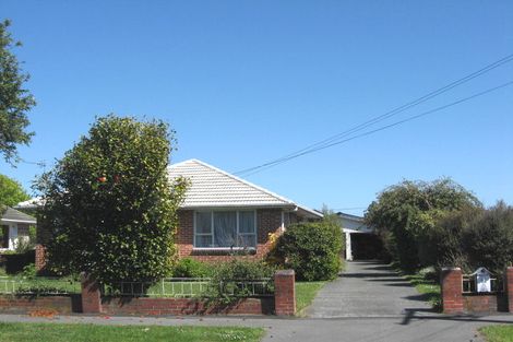 Photo of property in 23 Wilton Crescent, Bishopdale, Christchurch, 8053
