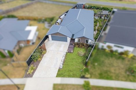 Photo of property in 27 Westpark Boulevard, Rangiora, 7400