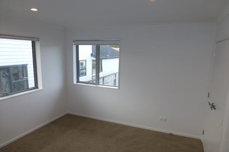 Photo of property in 25 Maylee Crescent, Gulf Harbour, Whangaparaoa, 0930