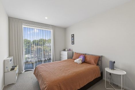 Photo of property in 8 Kowhai Street, Strandon, New Plymouth, 4312