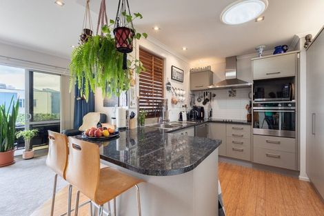 Photo of property in 30/4u Seaview Road, Paraparaumu Beach, Paraparaumu, 5032