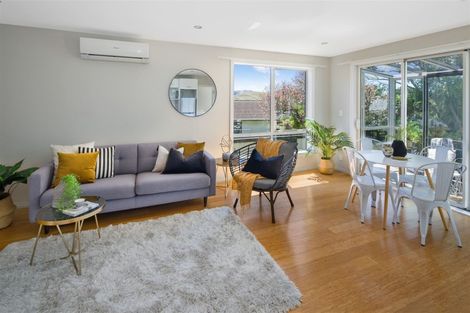 Photo of property in 8a Dominica Crescent, Grenada Village, Wellington, 6037