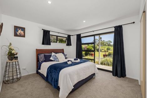 Photo of property in 65 Jamesons Esplanade, Haruru, 0204