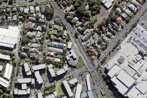Photo of property in 2/12 Lyon Avenue, Mount Albert, Auckland, 1025
