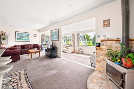 Photo of property in 44 Brookvale Lane, Taupaki, Henderson, 0782