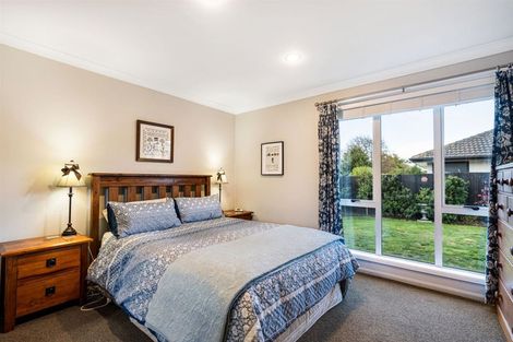Photo of property in 31 Putake Drive, Parklands, Christchurch, 8083