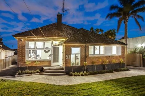Photo of property in 51 Renfrew Avenue, Sandringham, Auckland, 1041