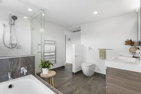 Photo of property in 3/22 Church Street, Northcote Point, Auckland, 0627