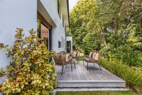 Photo of property in 62 Straven Road, Fendalton, Christchurch, 8014