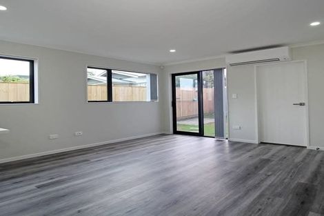 Photo of property in 3/42 Great South Road, Manurewa, Auckland, 2102