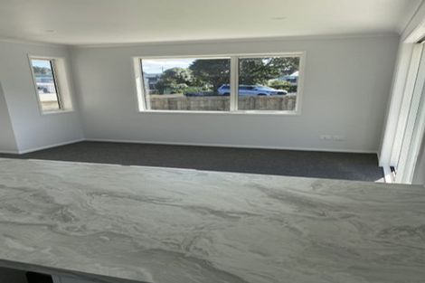 Photo of property in 28f Paritutu Road, Spotswood, New Plymouth, 4310