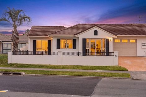 Photo of property in 50 Gravatt Road, Papamoa Beach, Papamoa, 3118