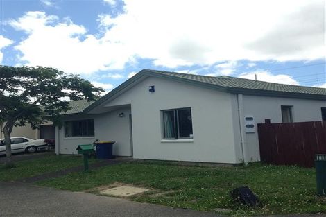 Photo of property in 19 Neta Grove, Henderson, Auckland, 0612
