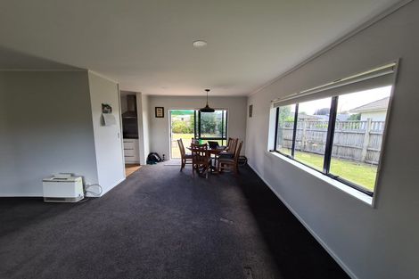 Photo of property in 15 Mangakoea Place, St Andrews, Hamilton, 3200