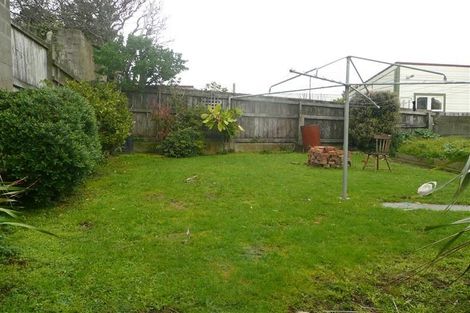 Photo of property in 3 Angus Avenue, Berhampore, Wellington, 6023