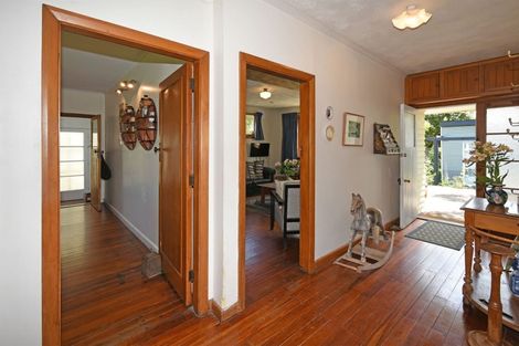 Photo of property in 52 Olliviers Road, Phillipstown, Christchurch, 8011