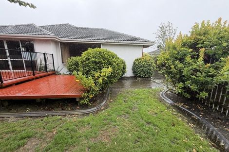 Photo of property in 8 Nyoli Street, Northcote, Christchurch, 8052