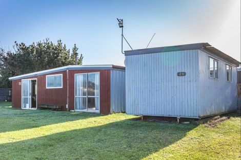 Photo of property in 25 Himatangi Street, Himatangi Beach, Foxton, 4891