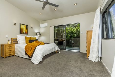 Photo of property in 2/304 Beach Road, Campbells Bay, Auckland, 0630