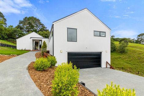 Photo of property in 8 Collings Drive, Lucas Heights, Albany, 0793