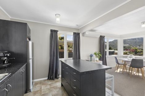 Photo of property in 37 Logie Street, Stokes Valley, Lower Hutt, 5019