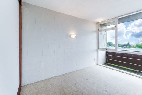 Photo of property in 9 Esplanade Road, Mount Eden, Auckland, 1024