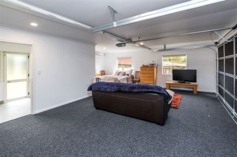 Photo of property in 67 Gosford Drive, Botany Downs, Auckland, 2010