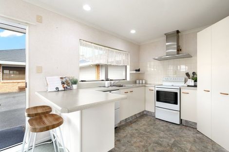 Photo of property in 482b Devonport Road, Tauranga South, Tauranga, 3112