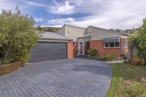 Photo of property in 16 Herbs Place, Cashmere, Christchurch, 8022