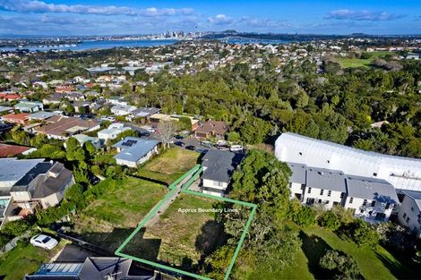 Photo of property in 11c Kaihu Street, Northcote, Auckland, 0627