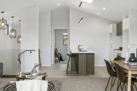 Photo of property in 1 Blenheim Place, Judea, 3110