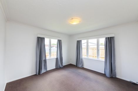 Photo of property in 1 Ferndale Place, Feilding, 4702
