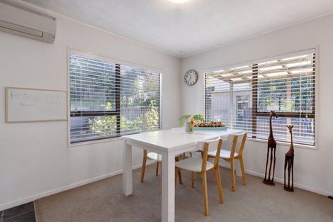 Photo of property in 18 Resolution Road, Welcome Bay, Tauranga, 3112
