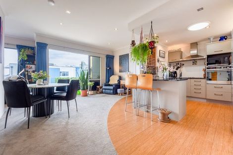 Photo of property in 30/4u Seaview Road, Paraparaumu Beach, Paraparaumu, 5032