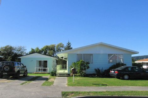 Photo of property in 6 Akeake Grove, Takapuwahia, Porirua, 5022