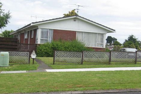 Photo of property in 40 Rotoiti Avenue, Pakuranga Heights, Auckland, 2010
