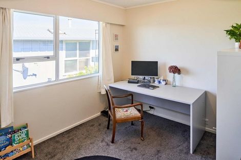 Photo of property in 18 Gordon Road, Plimmerton, Porirua, 5026