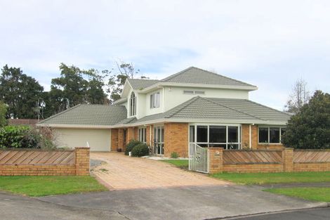 Photo of property in 17 Fernwater Place, Flagstaff, Hamilton, 3210