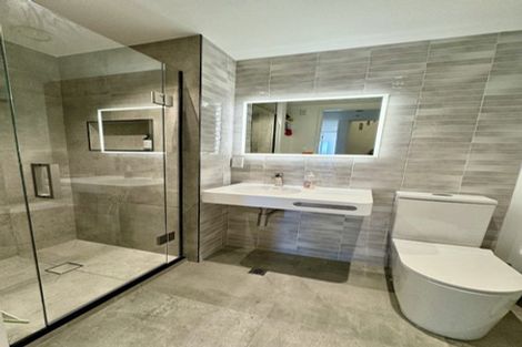 Photo of property in Portal Apartments, 8e/42 Cable Street, Te Aro, Wellington, 6011