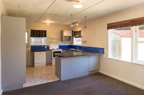 Photo of property in 48 Wairau Road, Picton, 7220