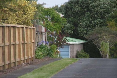 Photo of property in 2/46 Jutland Road, Hauraki, Auckland, 0622
