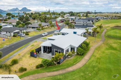 Photo of property in 12 Hoihere Drive, One Tree Point, 0118