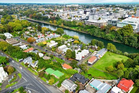 Photo of property in 2/165 River Road, Hamilton East, Hamilton, 3216