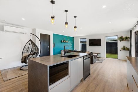 Photo of property in 22 Smitham Drive, Cromwell, 9310