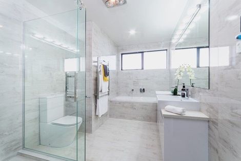 Photo of property in 25 Nightingale Road, Flat Bush, Auckland, 2019