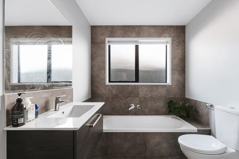 Photo of property in 16 Traverse Lane, Omokoroa, 3114